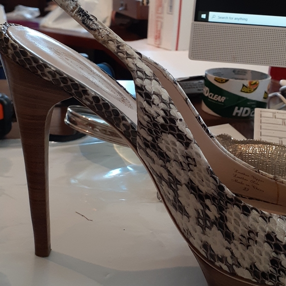❤️ #45 Elie Tahari snakeskin leather sling back pumps - Picture 2 of 7